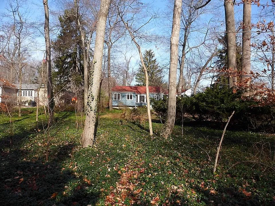 769 Washington Ave photo 1