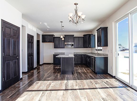 Kitchen & Morning Room