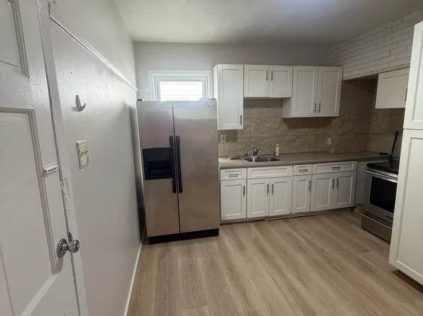 49-51 Sorrento St #2, Providence, RI 02909