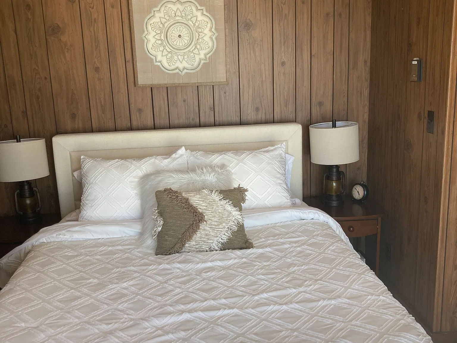 4 bed, 1000 sqft, $3,800 — Photo 2