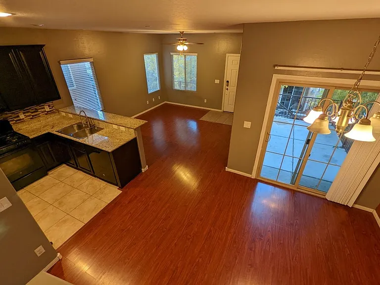 7760 Floral Fabric Ct — Photo 17