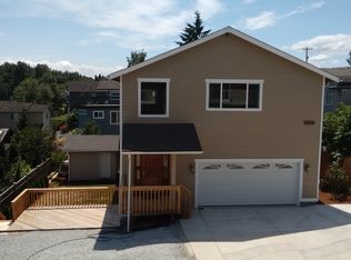 5240 21st Ave SW, Seattle, WA 98106