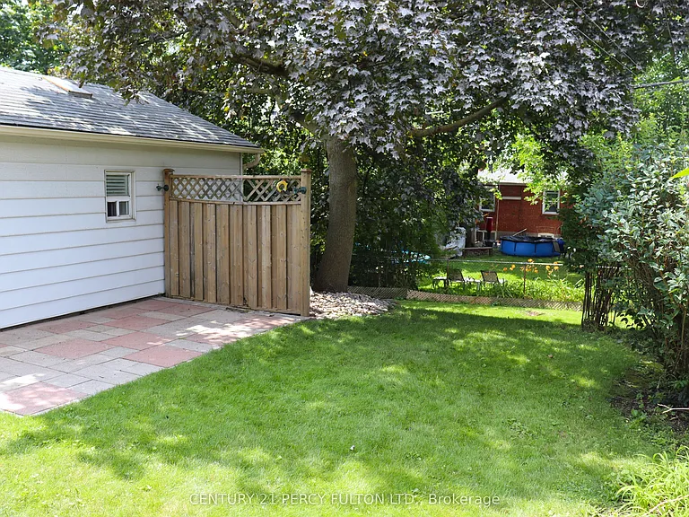 110 Gilroy Dr — Photo 24