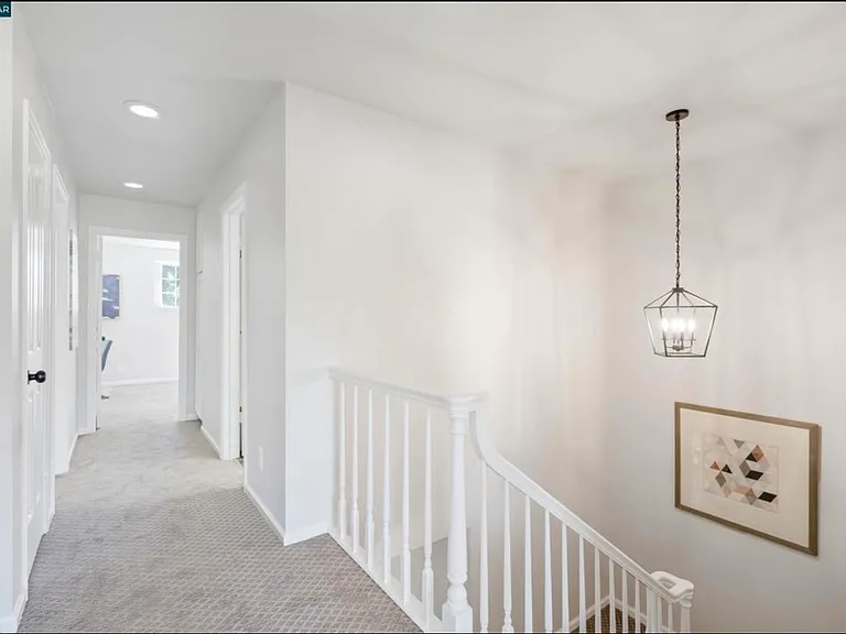 5 Stuart Pl — Photo 25