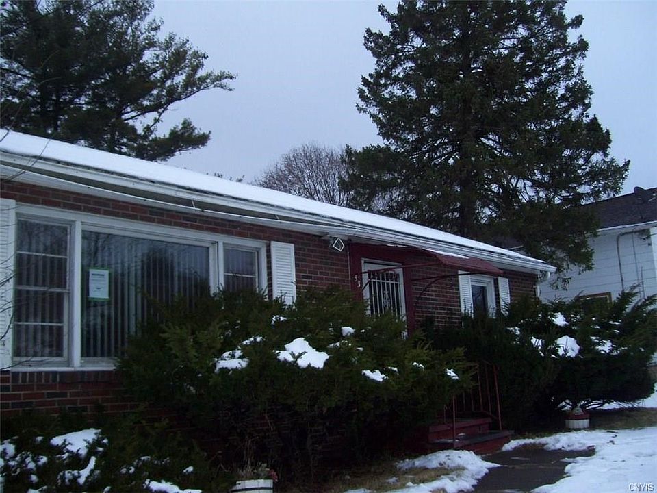 1st image of 531 Valley Dr