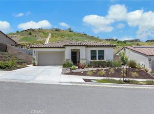 24590 Crestley Dr, Corona, CA 92883