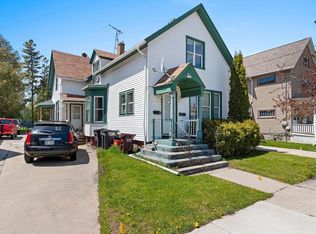 1026 S 14th St, Manitowoc, WI 54220