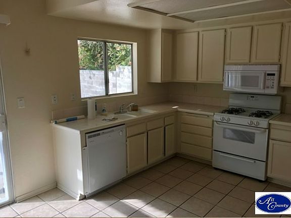 3rd image of 39936 Snow Gum Ln