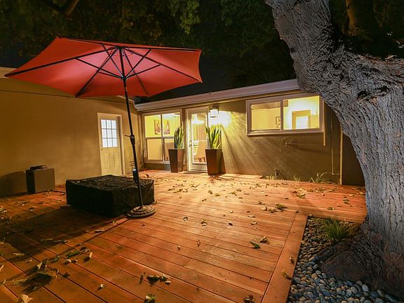 3rd image of 1243 Torrance Ave