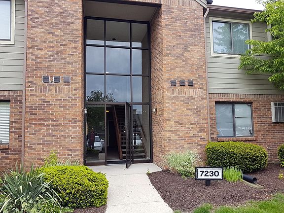 2nd image of 7230 Village Parkway Dr #2