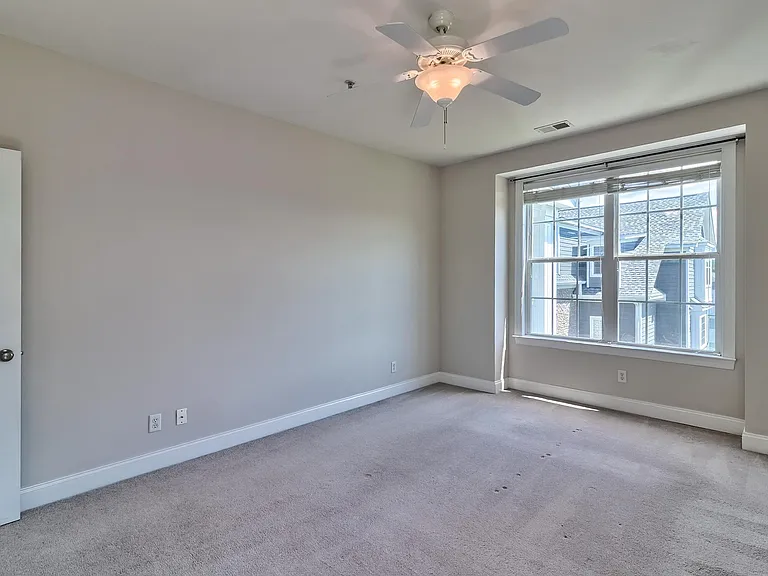 118 Sandlapper Way #2B — Photo 38