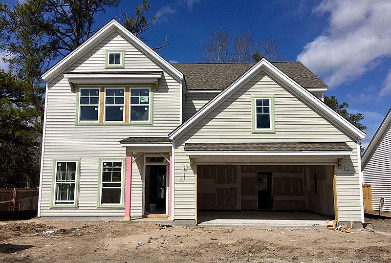 1st image of 1560 Thoroughbred Blvd