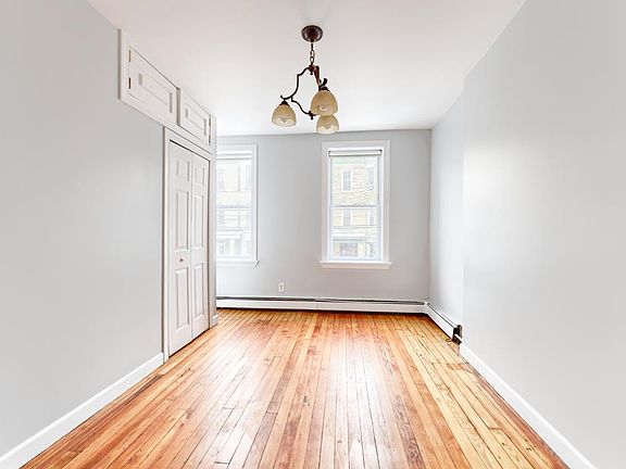 4th image of 388 Baldwin Ave #1