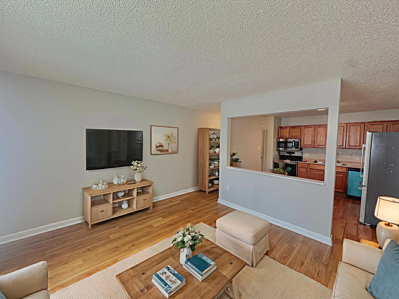 Pinewood Apartments — Photo 2