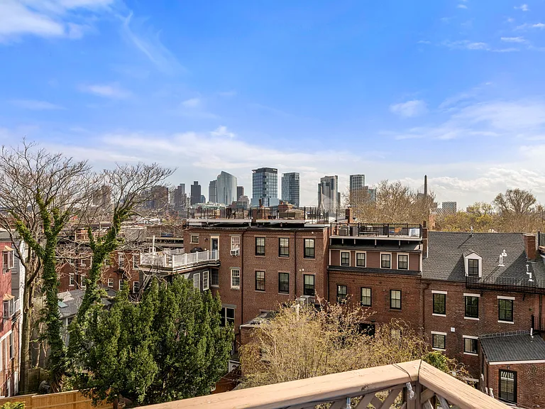 40 Chestnut St #2 — Photo 20