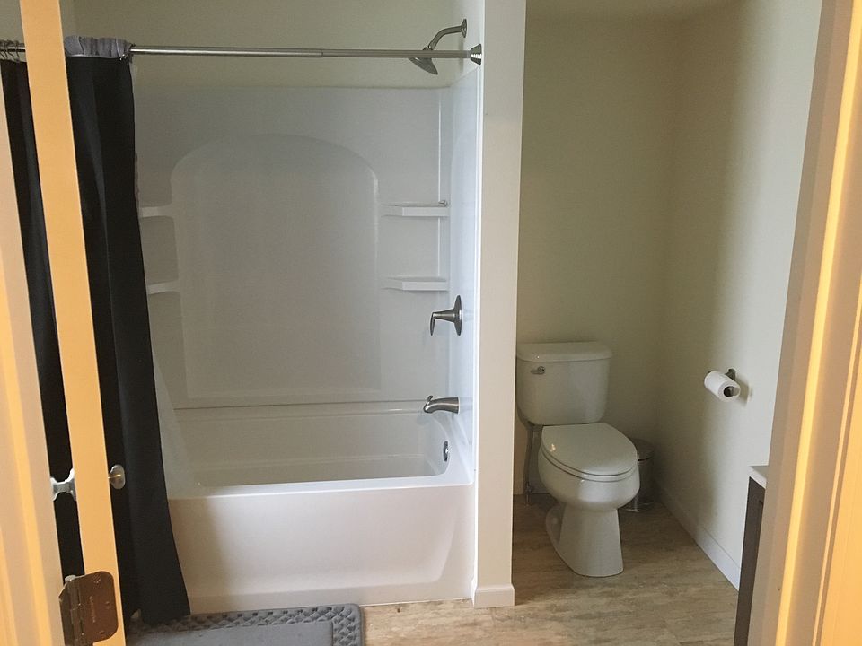 1st image of 18 Franklin St