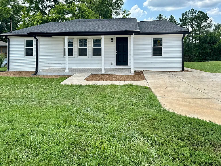 506 McLemore Ave — Photo 1