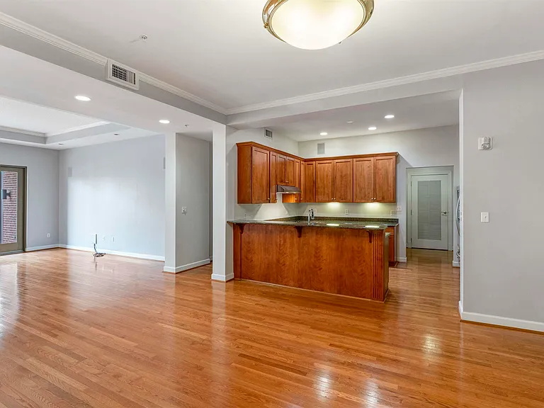 112 5th St SE #3D — Photo 16
