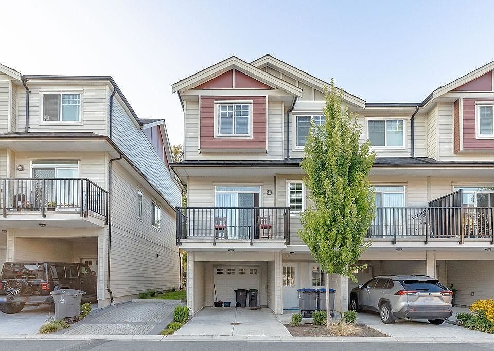 1st image of 13898 64th Ave #16