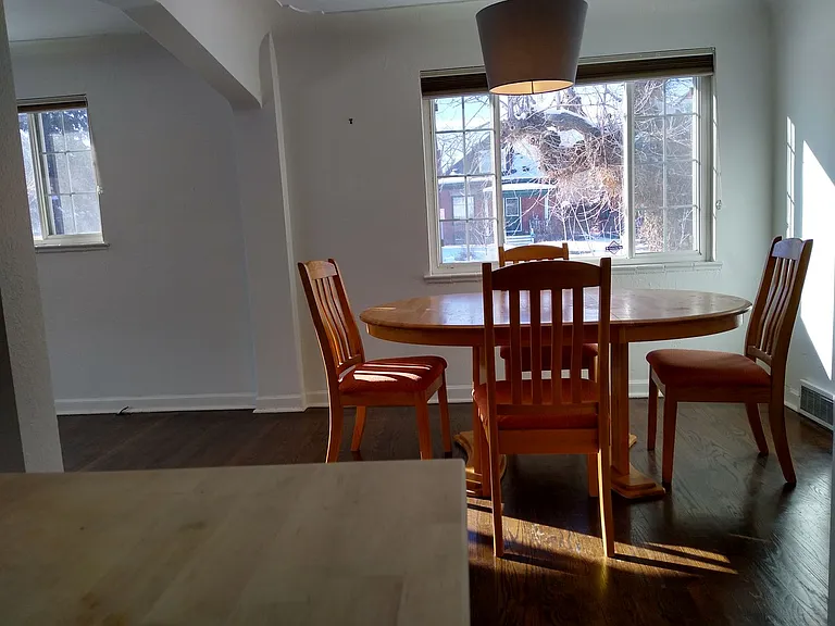2128 Hooker St — Photo 10