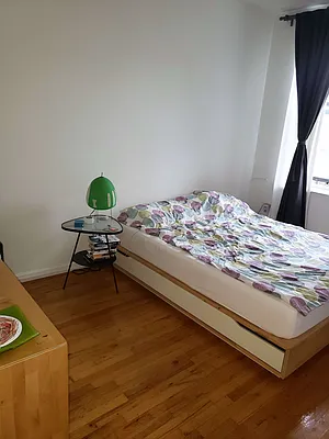 Rented by Lilia Anastasiadis, LREB | media 42