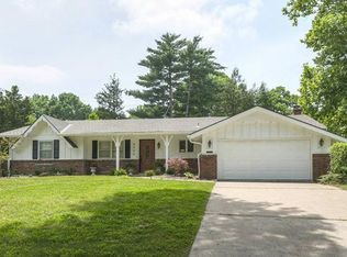 8004 Dearborn Dr, Prairie Village, KS 66208