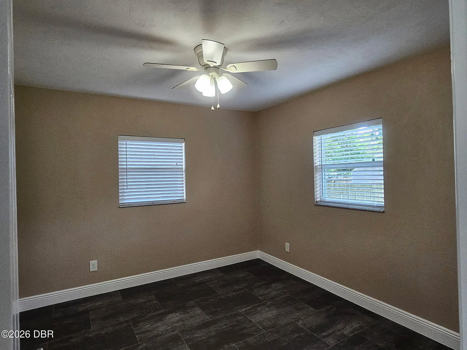 2 bed, 1.0 bath, 672 sqft, $1,600 — Photo 4