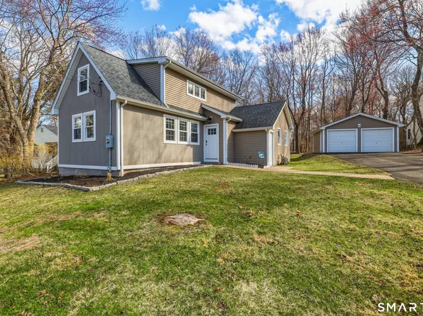 15 Cedar Avenue, Wolcott, CT 06716