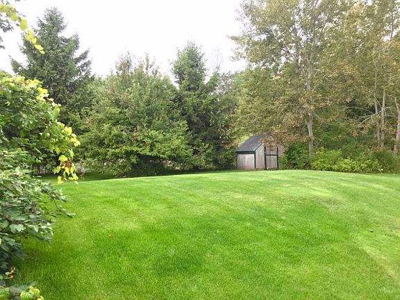 4th image of 3745 Roseann Dr