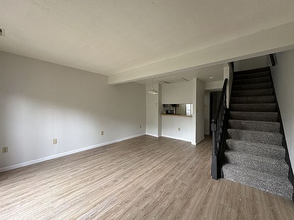 3rd image of 1235-1245 Green Valley Dr #1245-B