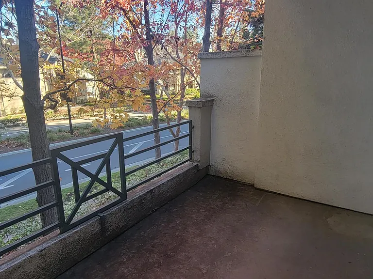 435 Milan Dr #111 — Photo 28