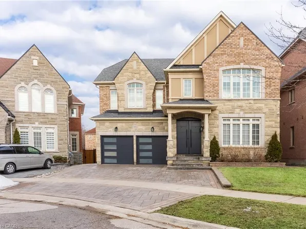 144 Bloomsbury Ave, Brampton, ON L6P 2X2