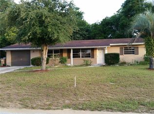 1944 Cornelia Dr, Eustis, FL 32726