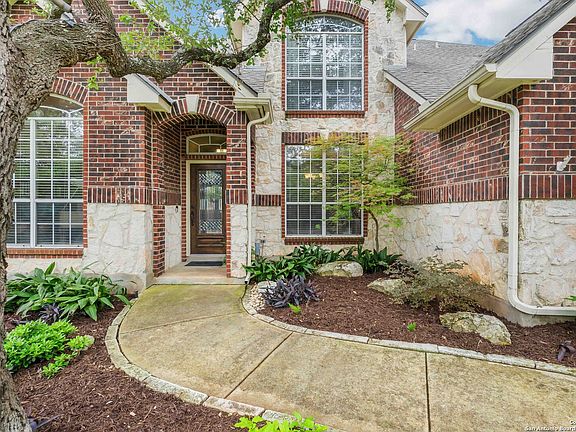 2nd image of 1510 BENTON WOODS