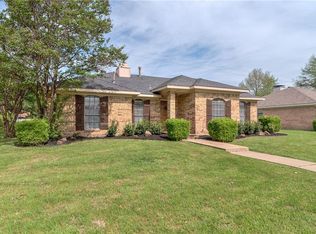 4009 Simmons Dr, Rowlett, TX 75088