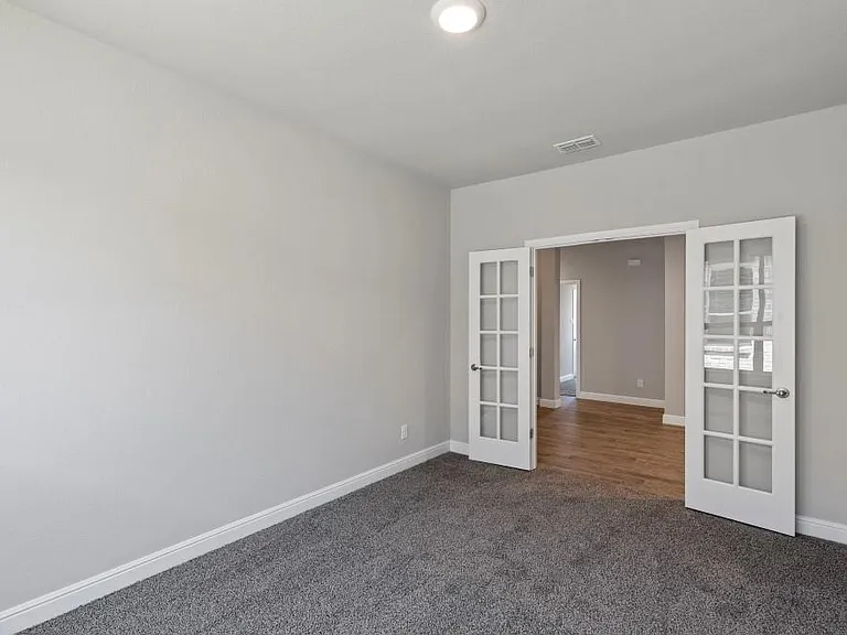 801 Chaplin Dr — Photo 13
