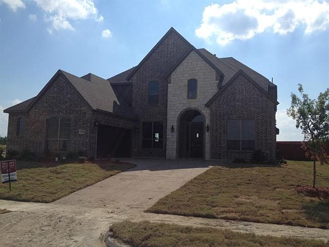 1st image of 1504 Northwood Dr