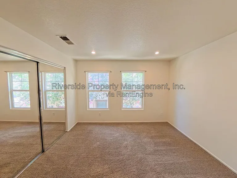 4031 Cey Ct — Photo 30