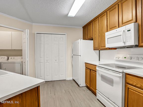 5th image of 800 IRONWOOD Drive #818