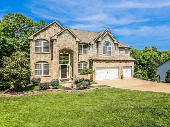 1523 Cleo Ct, High Ridge, MO 63049