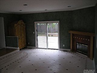 3rd image of 1233-2 Beech Blvd