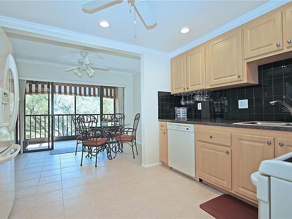 5th image of 5090 Bay St NE APT 319