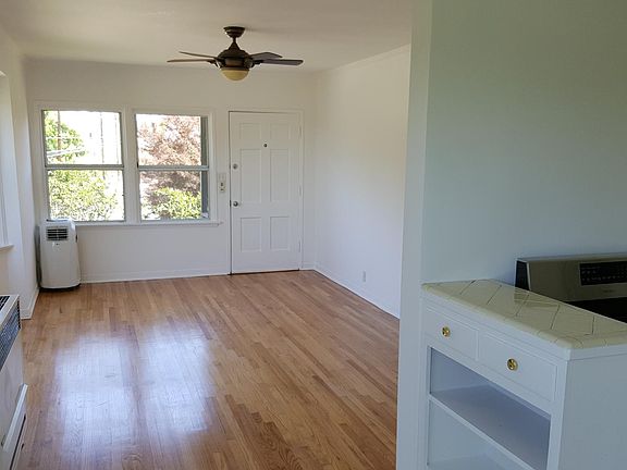 4th image of 2118 Griffith Park Blvd