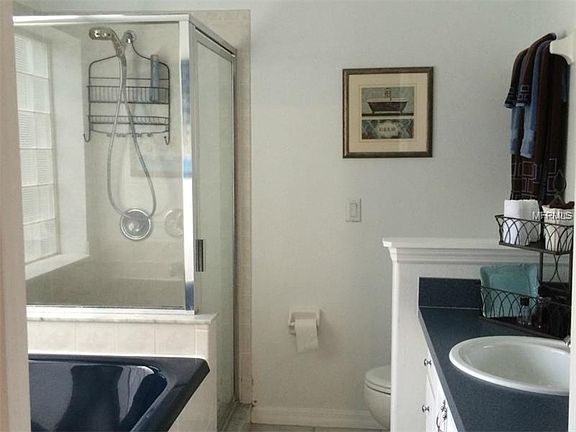 5th image of 17315 Summer Oak Ln