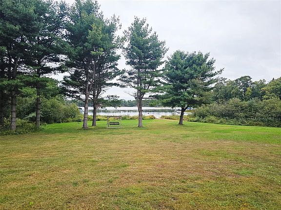 4th image of 2736 7th Avenue