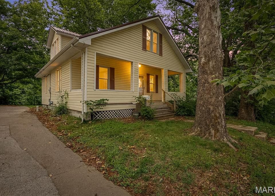 1st image of 814 N 4th St