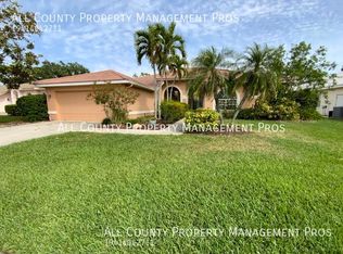 5112 Far Oak Cir, Sarasota, FL 34238