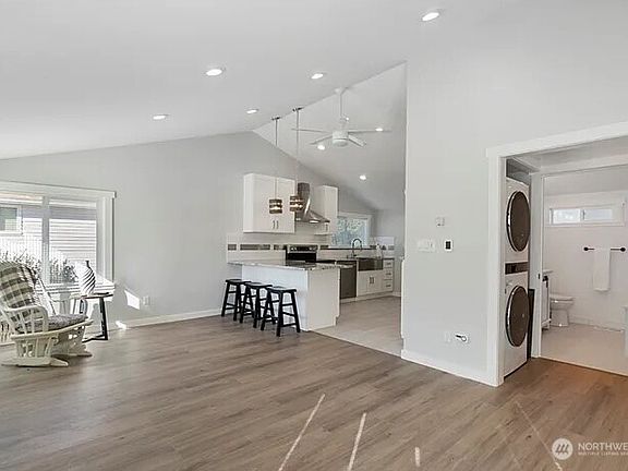 3rd image of 10924 SE 304th Street