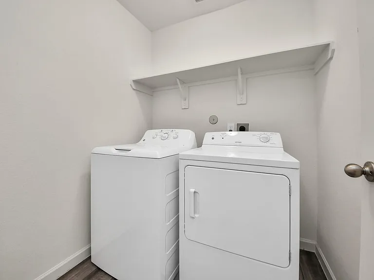 1021 Pin Cherry Ln — Photo 15