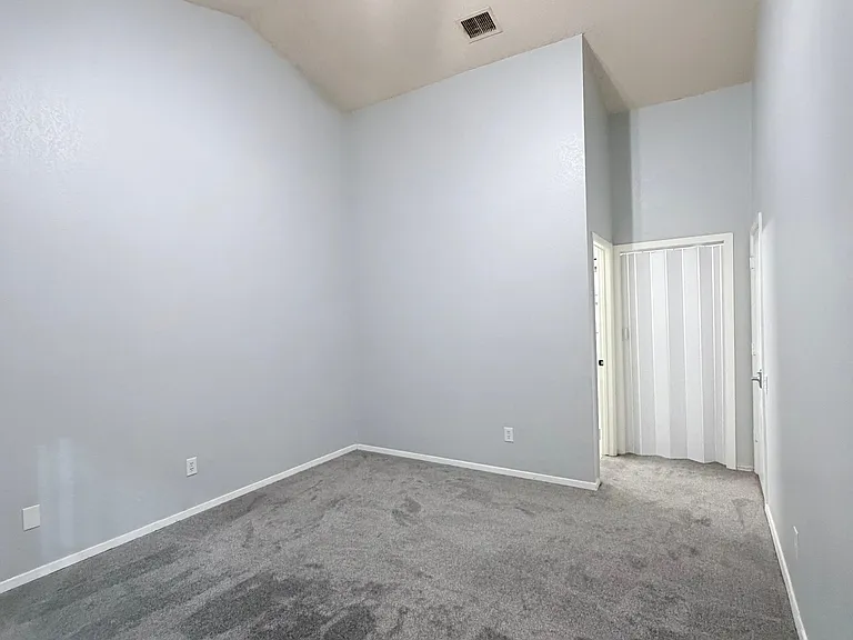 509 Kalmia Dr — Photo 11